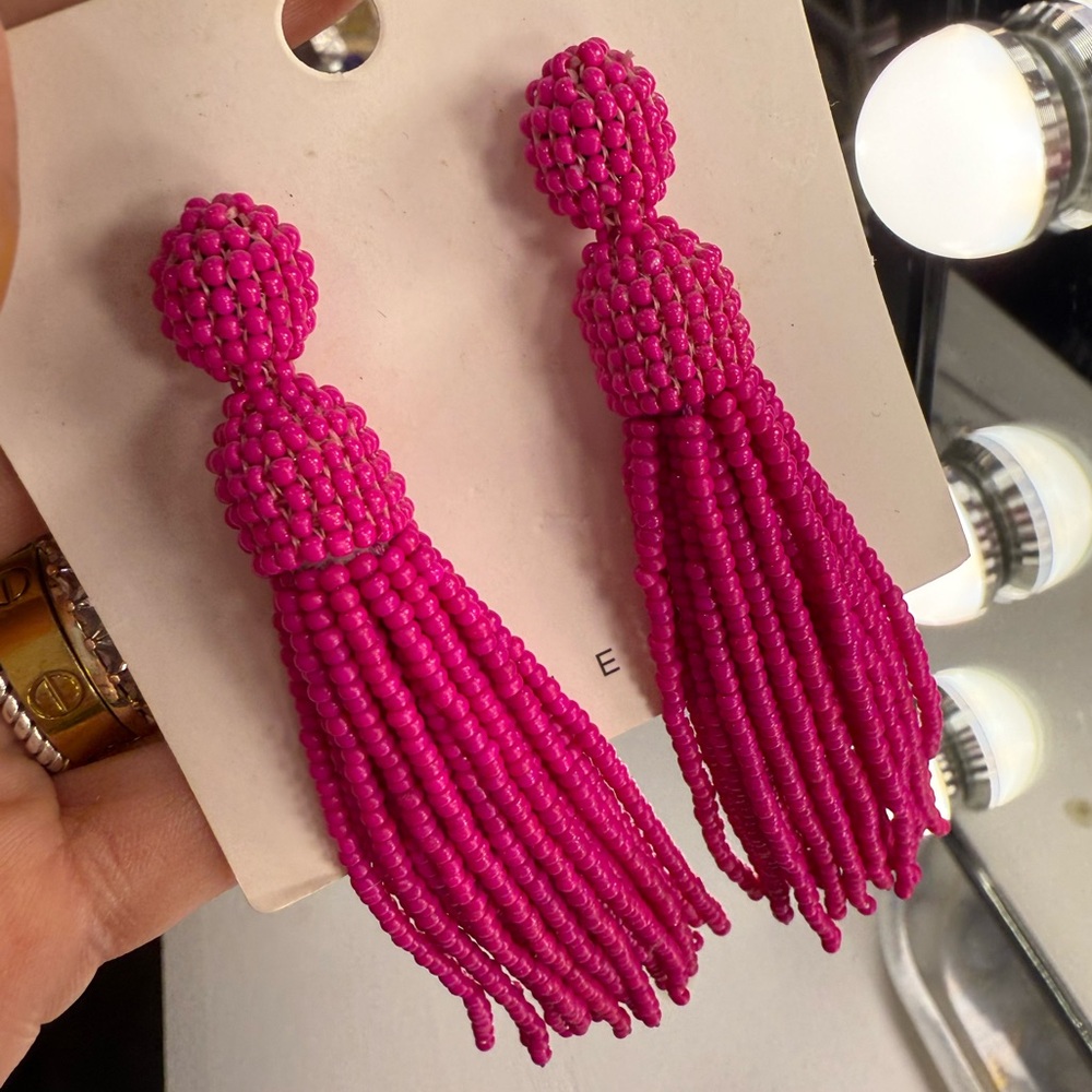 💞Hot Pink Beaded Dangle Earrings💞